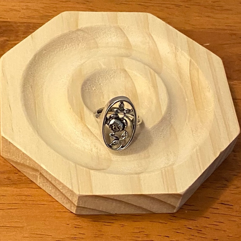Vintage Avon ring - Picture 5 of 7